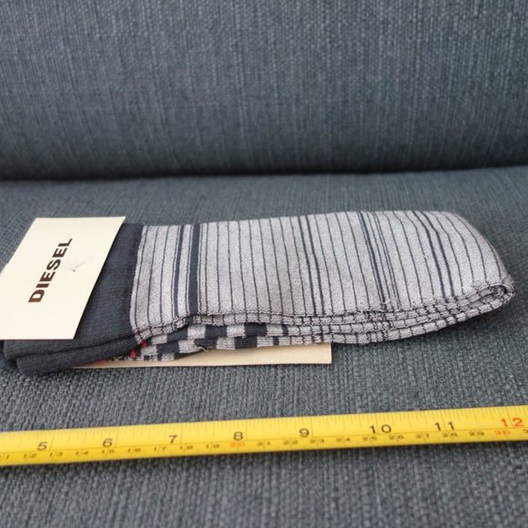 Diesel SFELPOSOCKS2 CALZINO Black and Silver Socks *New with Packaging* - Picture 7 of 9